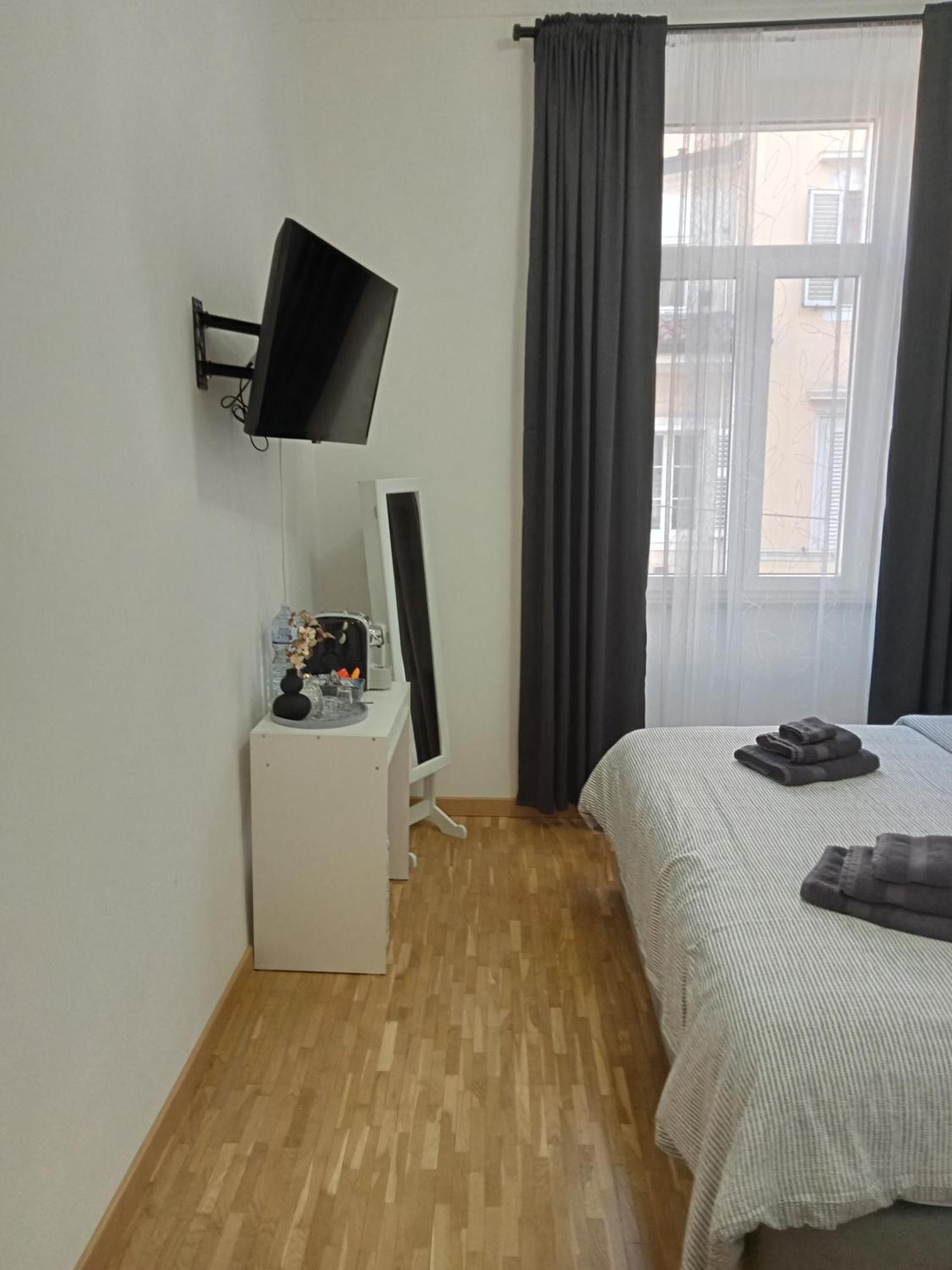 Fenix Rooms Trieste Eksteriør bilde